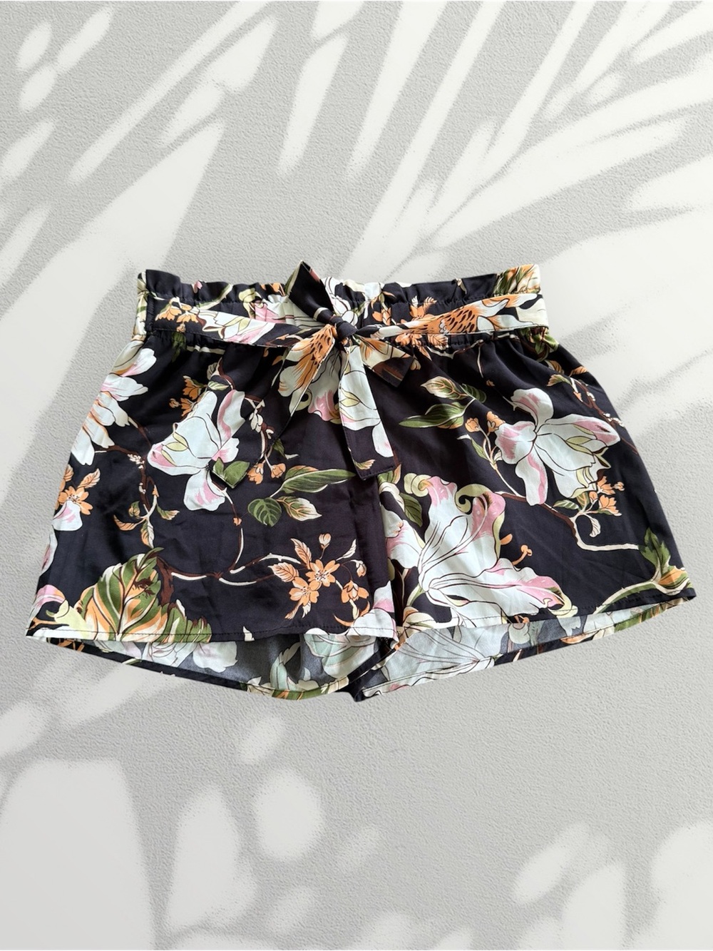 CUTE Tropical Floral Paperbag Shorts ✨